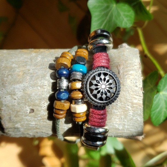 Boho style multilayer bracelet - Picture 2 of 3